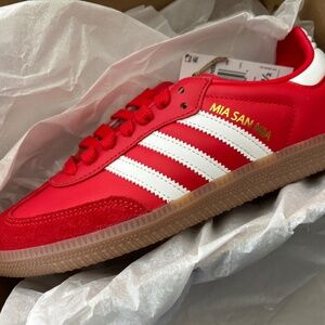 NEW - Adidas Samba - 6.5 Men — 7.5 Women